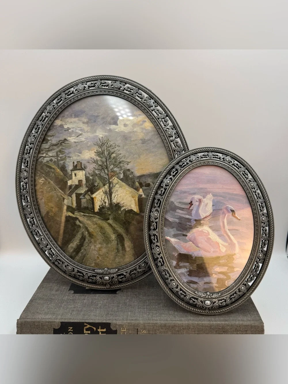 2 Vintage Ornate Silver Tone Oval Desktop Frames